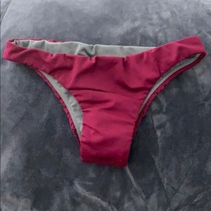NWOT Jolyn Hermosa Cabernet bottom size small